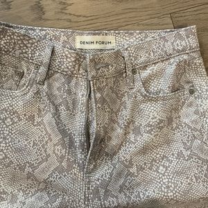 Denim Forum -Snake Skin ankle pants